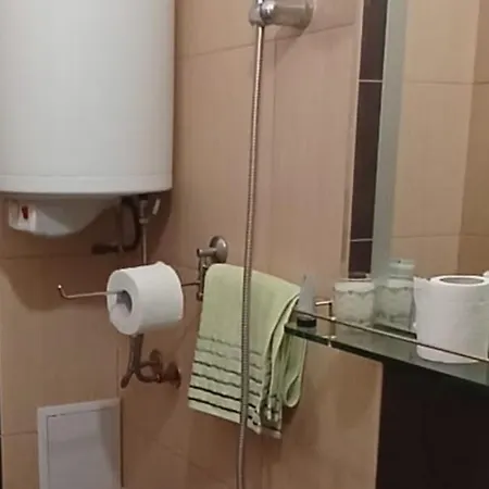 בית אירוח Room וארנה